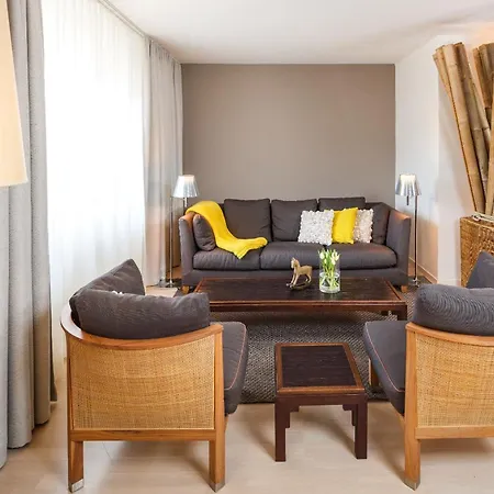 Hotel Roessli 3*