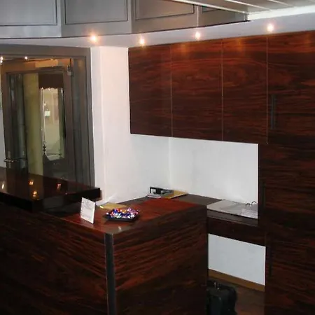 Roessli 3* Zurich